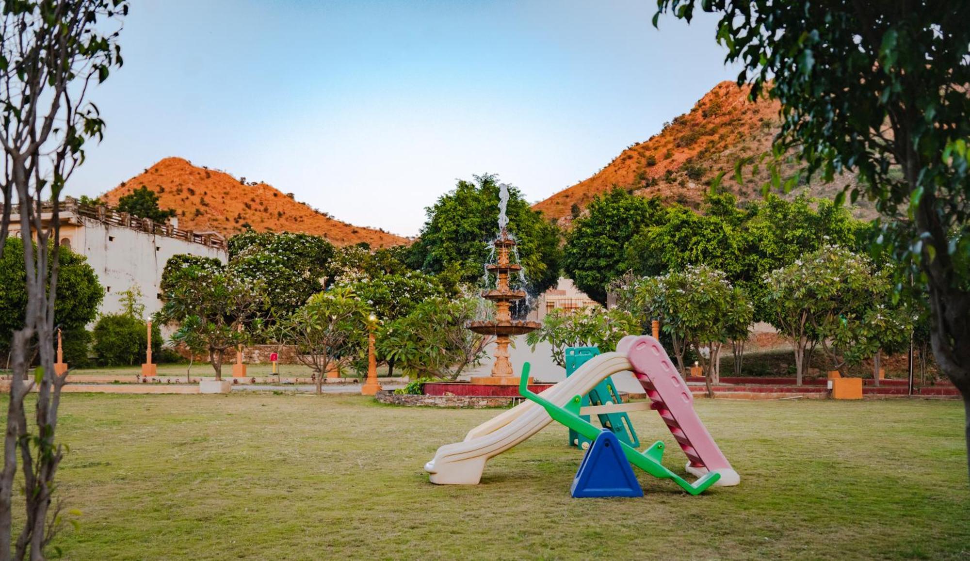 Udai Nature Valley Resort - A Peace Full Farmhouse Resort Udaipur Dış mekan fotoğraf