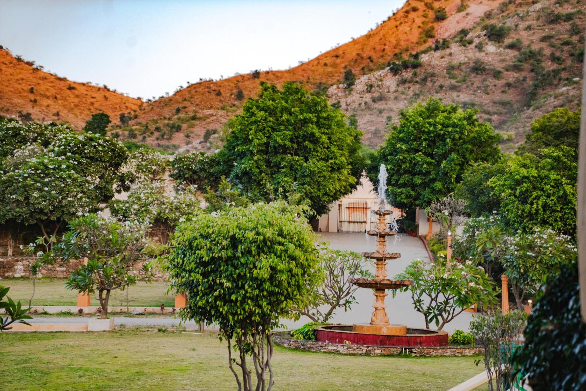 Udai Nature Valley Resort - A Peace Full Farmhouse Resort Udaipur Dış mekan fotoğraf